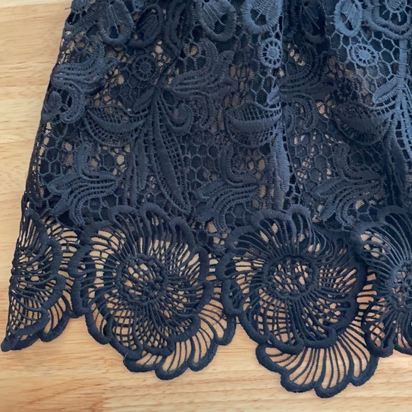 Lace peplum tank - black - S - Picture 2 of 5